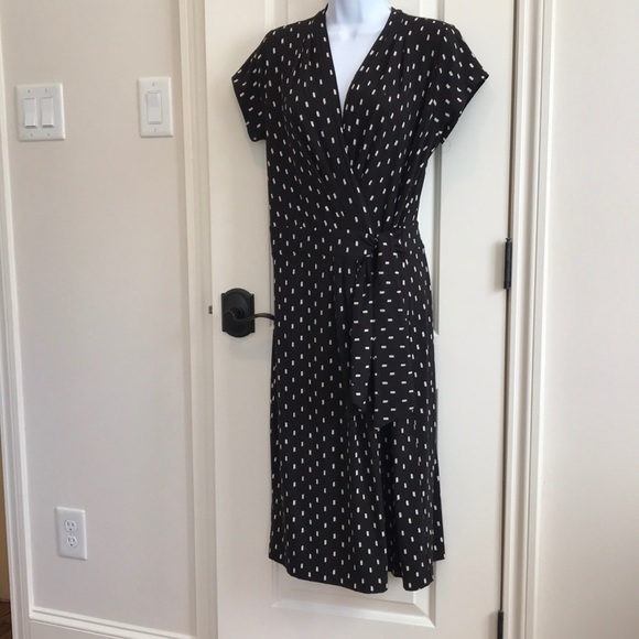 Ann Taylor Dresses & Skirts - Ann Taylor Dress Black Sz 8 Wrap Style
